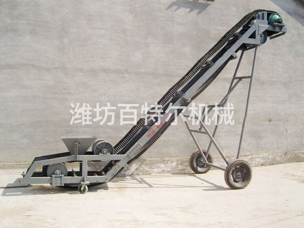 大倾角皮带输送机